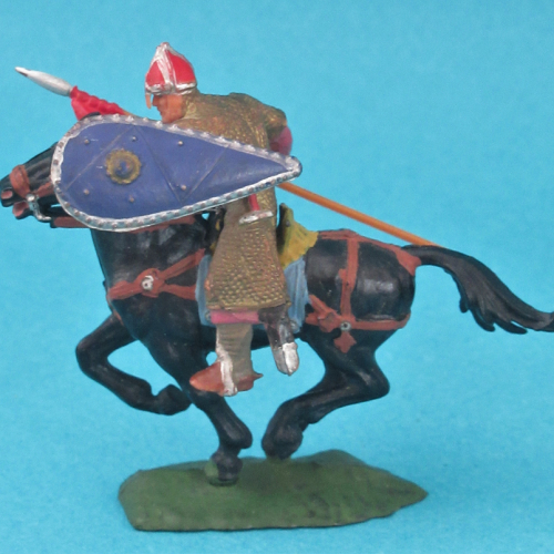 8876 4 Cavalier normand portant lance et bouclier oblong sur cheval 2 (IIIA).